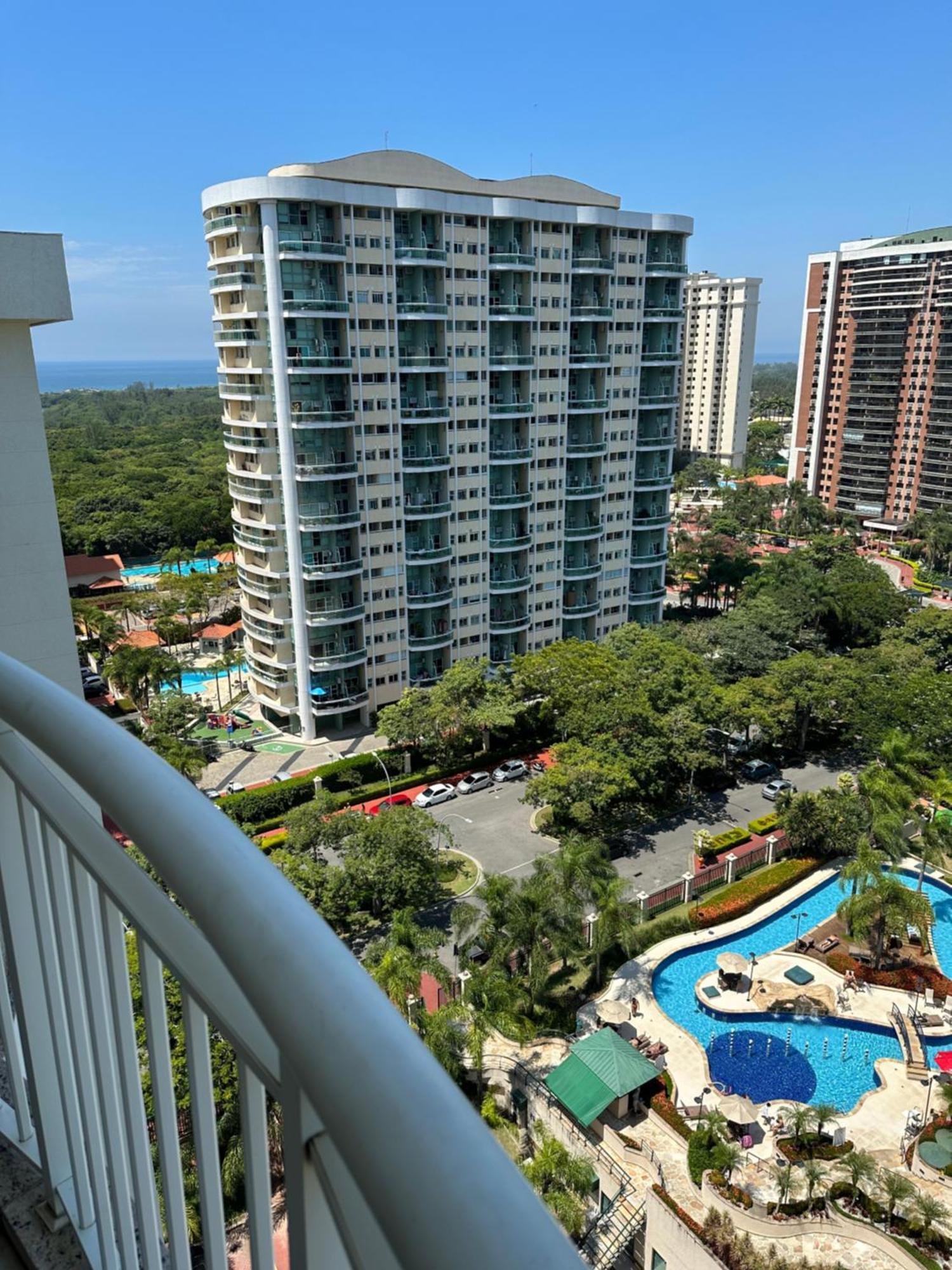 Flat Com Vista Panoramica -15- Na Barra Da Tijuca - Estacionamento Gratuito - Frigobar - Ar Condicionado - Piscina - Academia - Balsa Para Praia Gratis - Varanda - Vista Parcial Mar E Lagoa Rio de Janeiro Kültér fotó